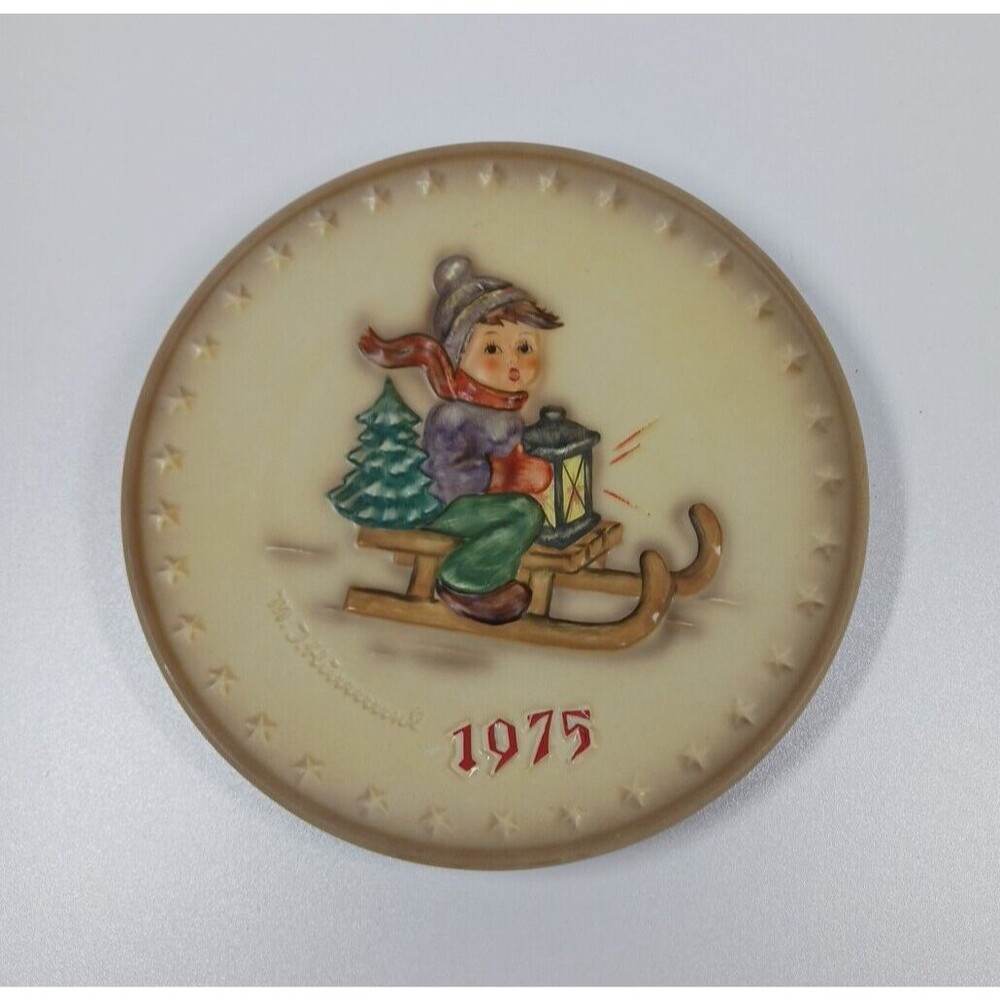 VTG Goebel - M.J. Hummel 1975 5th Annual Collectible Plate
